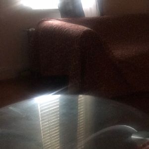 Meet your Posher, Akia